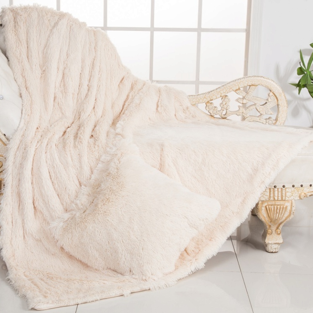 покрывало на кровать с большим ворсом